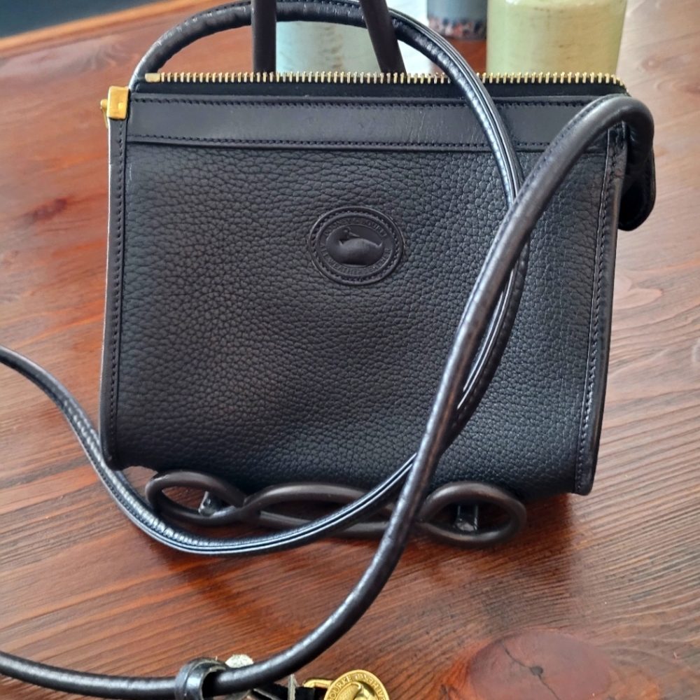 Small Dooney and Bourke shoulder bag